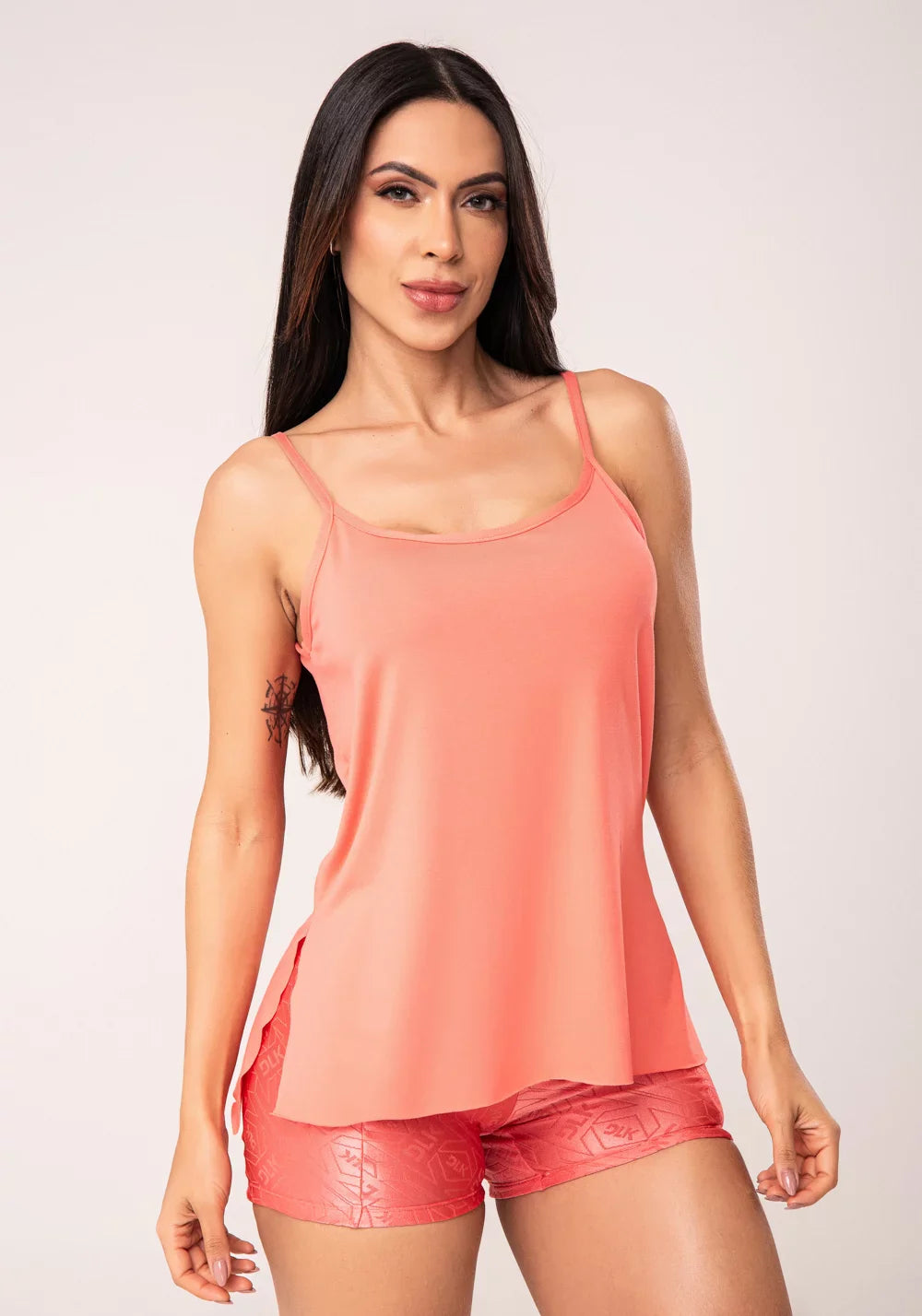 KIT SHORT + Camiseta feminina coral alças finas flow