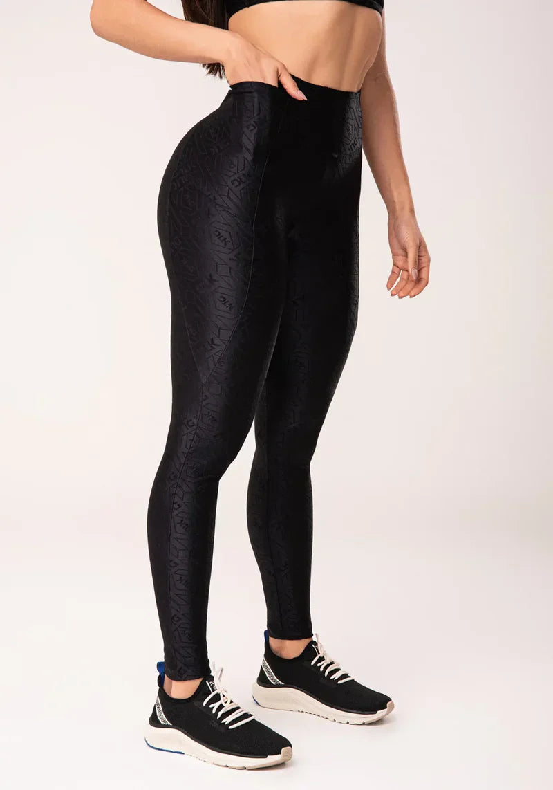 KIT LEGGING + TOP FITNESS FEMININO PRETO LOGOMANIA ARCO INTEIRO FLOW