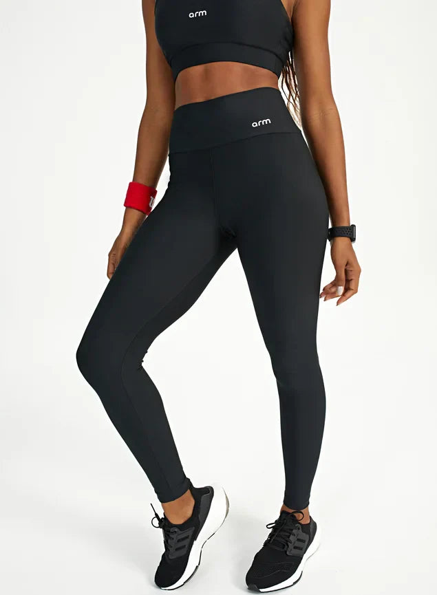 Legging feminina fitness com bolso compact preto